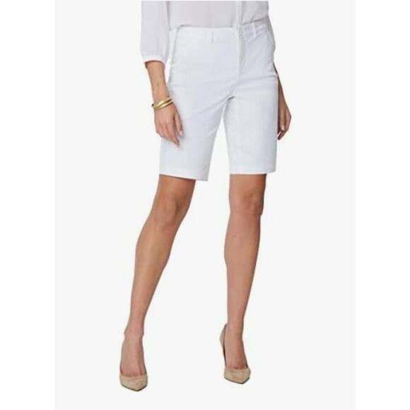 New York & Co Women's BERMUDA SHORT - SIGNATURE - WHITE - 7TH AVENUE Size 8 NEW - Picture 1 of 7